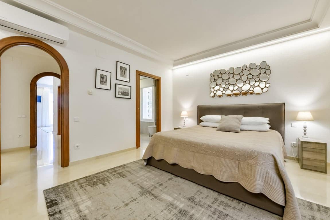 8 quarto Moradia para venda em Altea com piscina garagem - 2 650 000 € (Ref: 9533410)