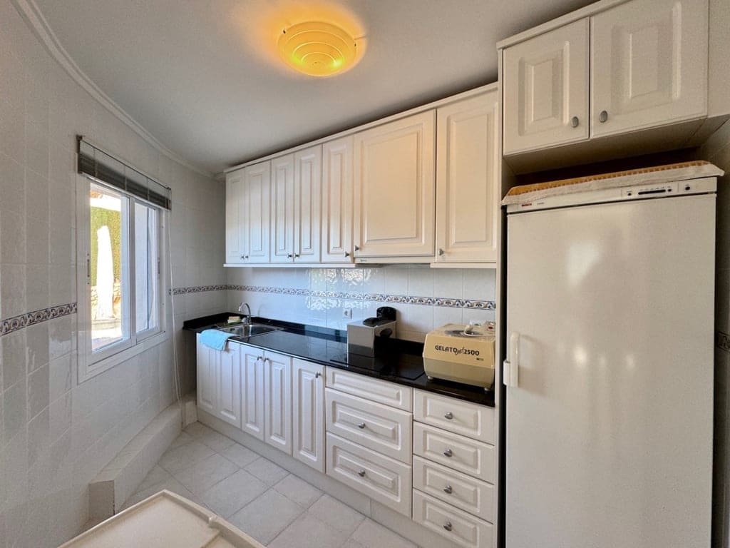 5 bedroom Villa for sale in Murla with pool garage - € 545,000 (Ref: 9533411)