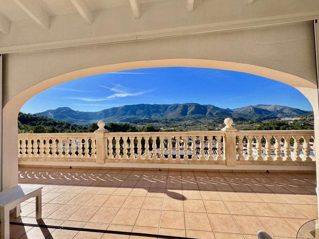 5 bedroom Villa for sale in Murla with pool garage - € 545,000 (Ref: 9533411)