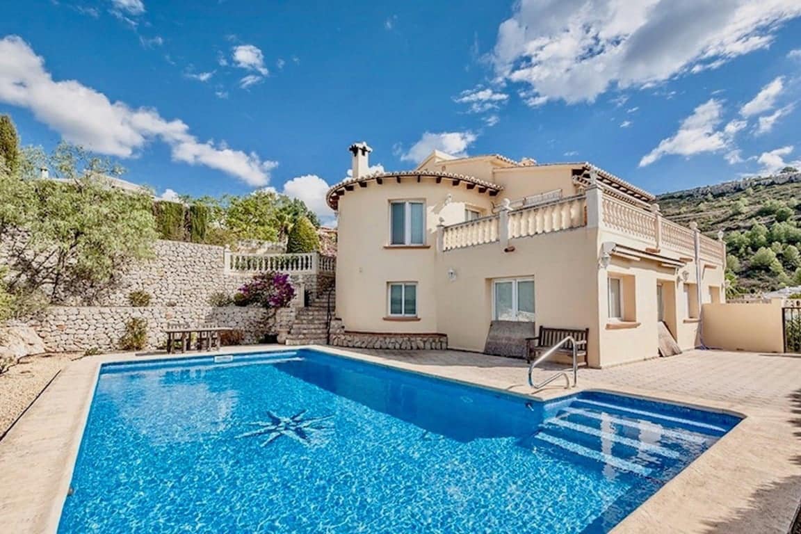 5 bedroom Villa for sale in Murla with pool garage - € 545,000 (Ref: 9533411)