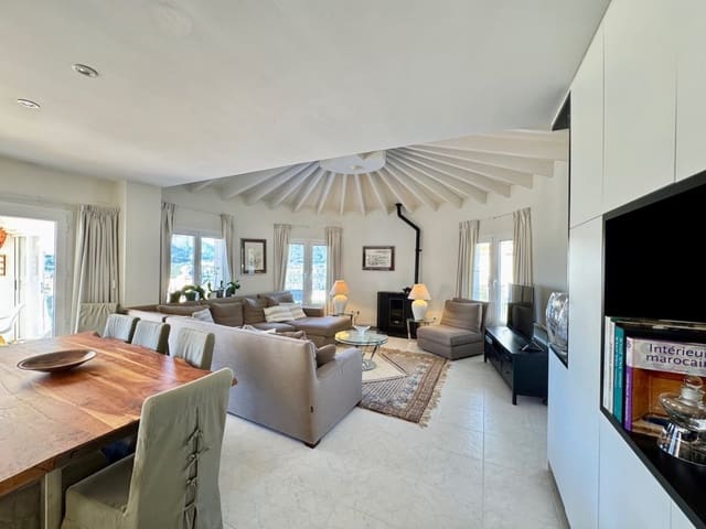 Chalet de 5 habitaciones en Murla en venta con piscina garaje - 545.000 € (Ref: 9533411)