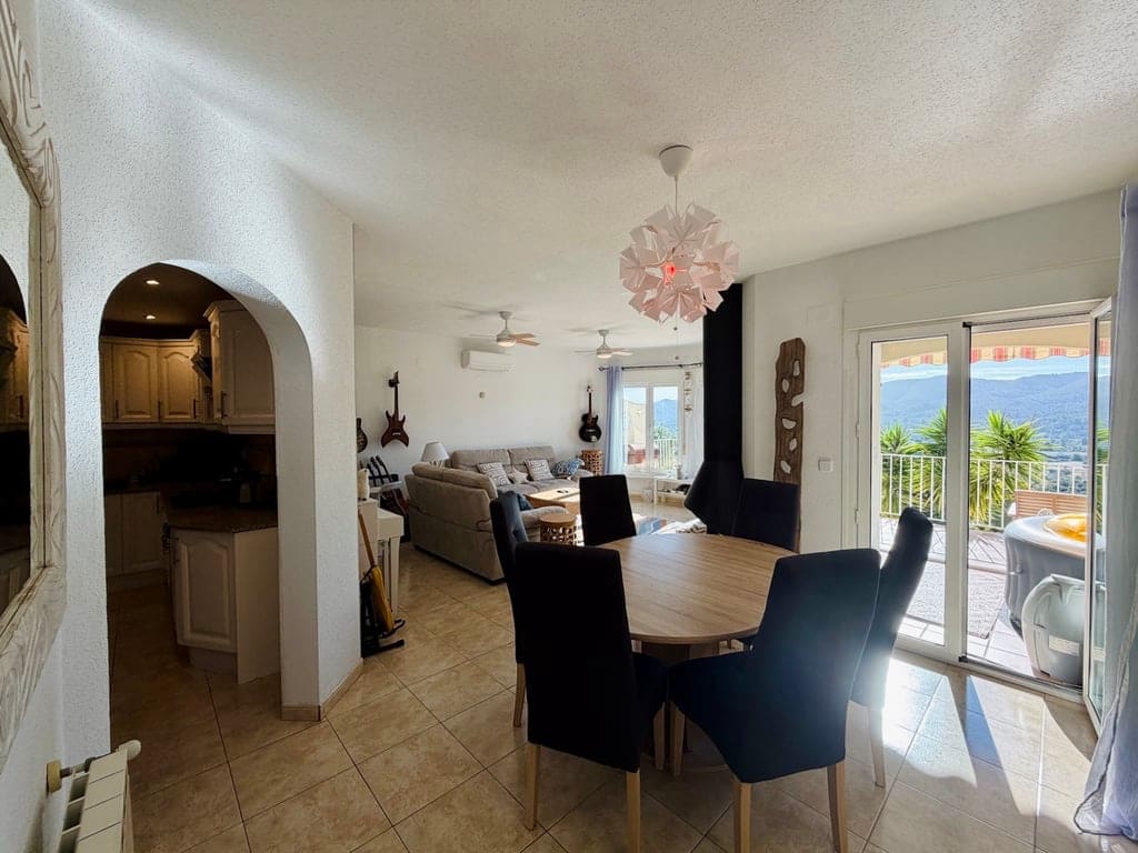 3 soverom Villa til salgs i Gata de Gorgos med svømmebasseng garasje - € 249 000 (Ref: 9557429)