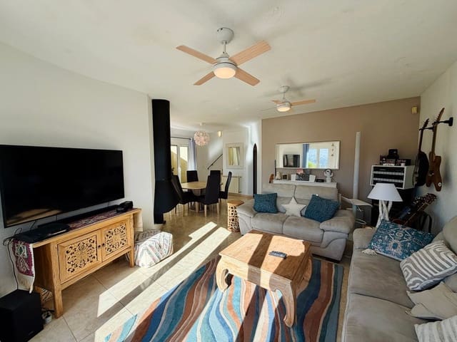 3 sypialnia Willa na sprzedaż w Gata de Gorgos z basenem garażem - 249 000 € (Ref: 9557429)