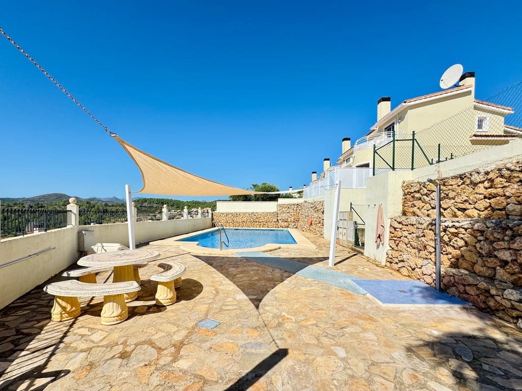 3 soverom Villa til salgs i Gata de Gorgos med svømmebasseng garasje - € 249 000 (Ref: 9557429)