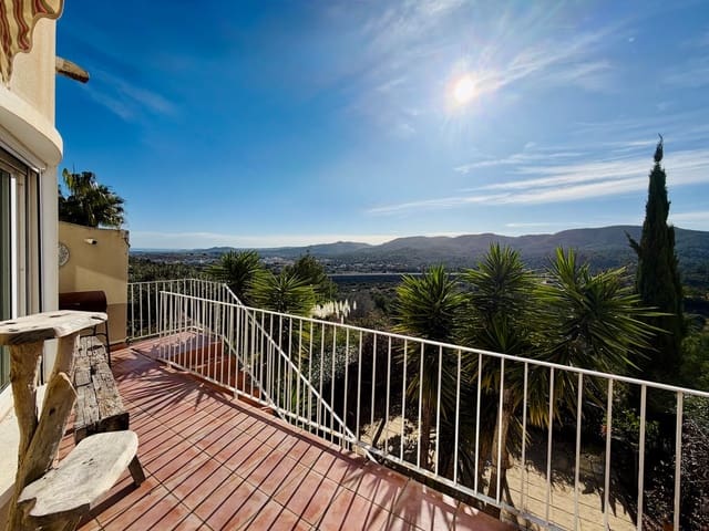 3 sypialnia Willa na sprzedaż w Gata de Gorgos z basenem garażem - 249 000 € (Ref: 9557429)