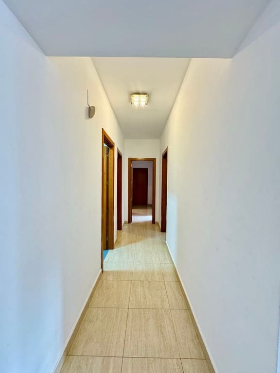 5 soveværelse Villa til salg i Orba med swimmingpool garage - € 499.000 (Ref: 9558261)