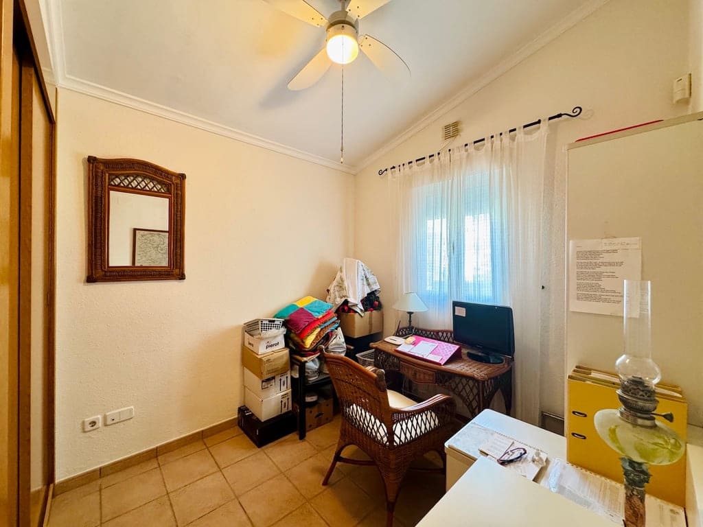 3 soverom Villa til salgs i Gata de Gorgos med svømmebasseng garasje - € 240 000 (Ref: 9559865)