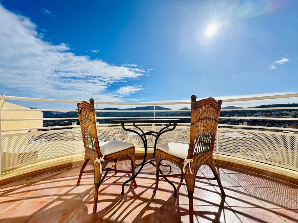 3 soverom Villa til salgs i Gata de Gorgos med svømmebasseng garasje - € 240 000 (Ref: 9559865)