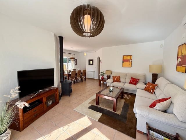 3 soverom Villa til salgs i Gata de Gorgos med svømmebasseng garasje - € 239 500 (Ref: 9622221)