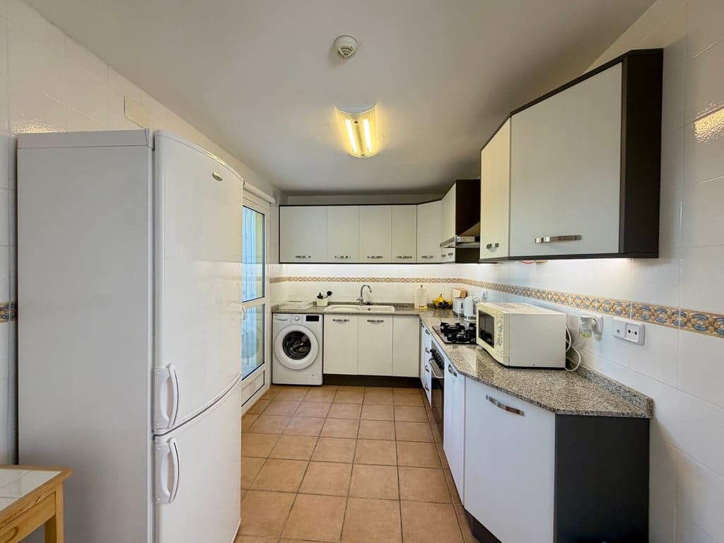 3 slaapkamer Villa te koop in Gata de Gorgos met zwembad garage - € 239.500 (Ref: 9622221)