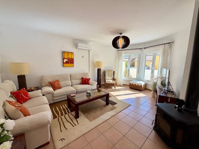 3 soverom Villa til salgs i Gata de Gorgos med svømmebasseng garasje - € 239 500 (Ref: 9622221)