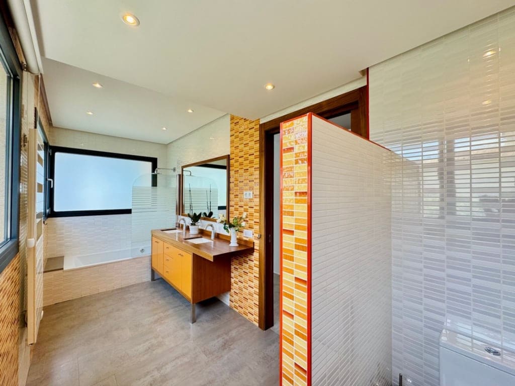 4 bedroom Villa for sale in Javea / Xabia with pool garage - € 1,675,000 (Ref: 9685248)