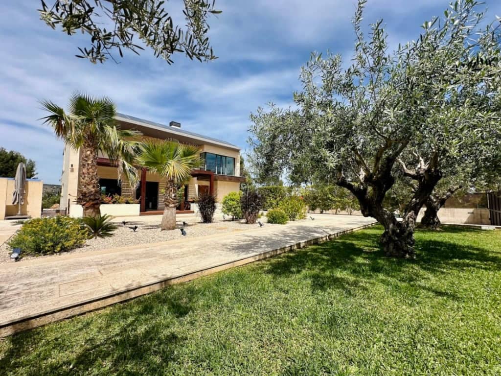 4 bedroom Villa for sale in Javea / Xabia with pool garage - € 1,675,000 (Ref: 9685248)