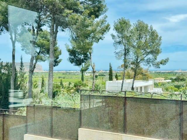 4 soverom Villa til salgs i Javea / Xàbia med garasje - € 1 675 000 (Ref: 9685248)