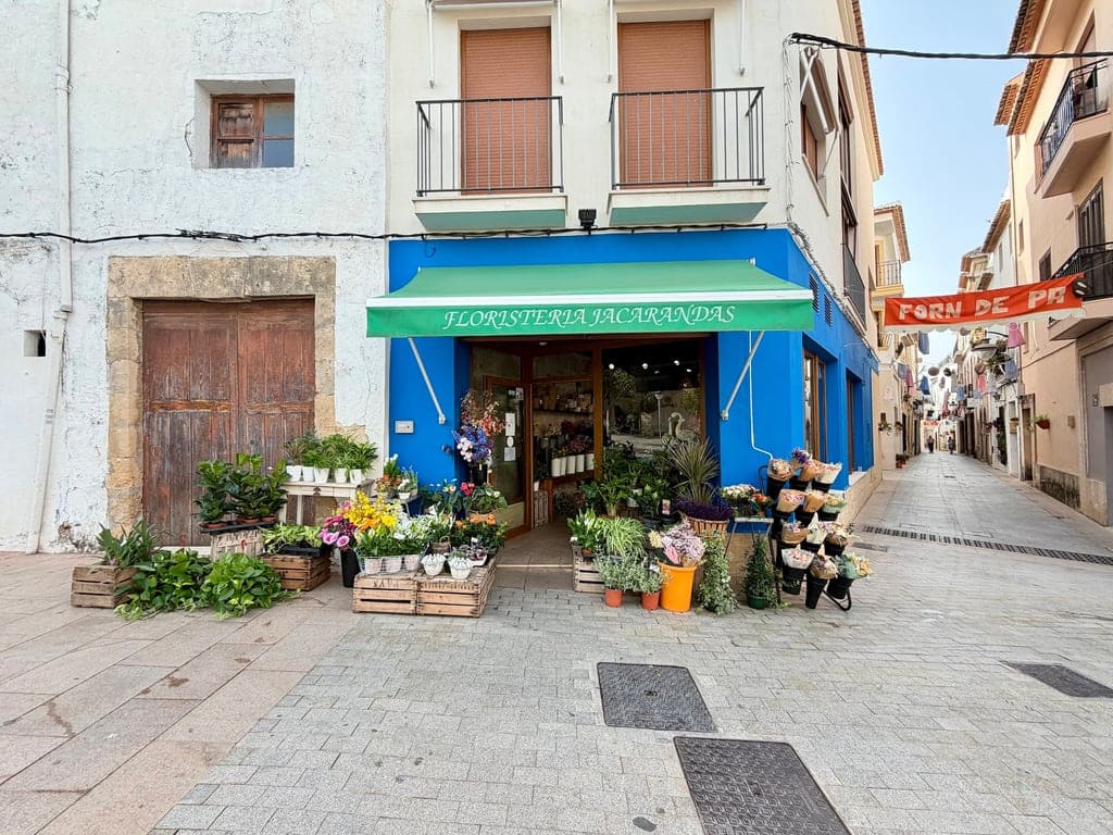 Commercial for sale in Javea / Xabia - € 85,000 (Ref: 9777308)