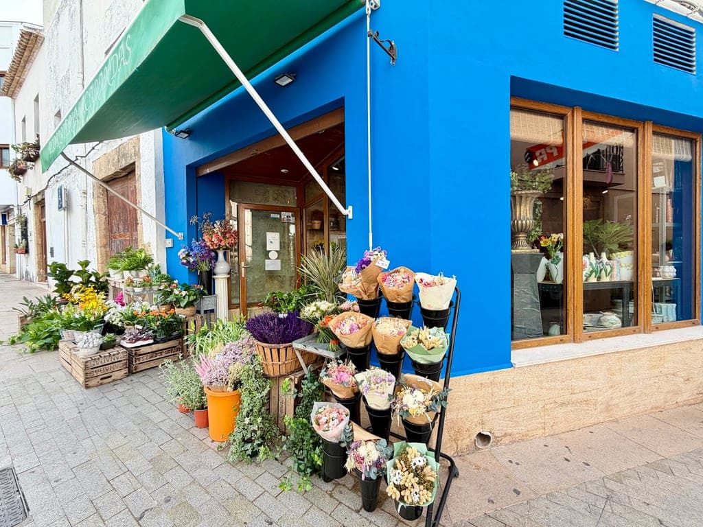 Commercial for sale in Javea / Xabia - € 85,000 (Ref: 9777308)