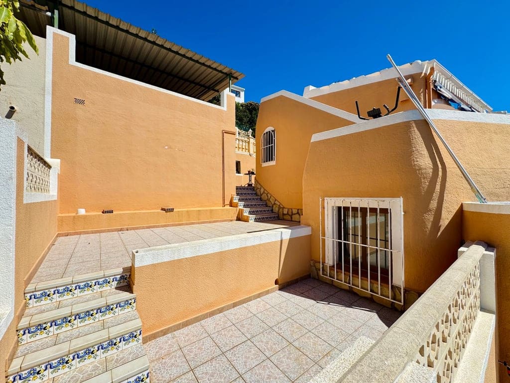 3 soveværelse Villa til salg i Javea / Xabia med swimmingpool garage - € 750.000 (Ref: 9782354)