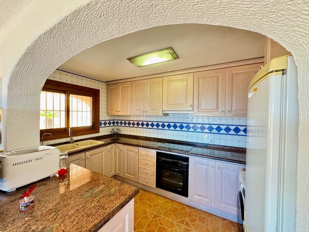 3 soveværelse Villa til salg i Javea / Xabia med swimmingpool garage - € 750.000 (Ref: 9782354)