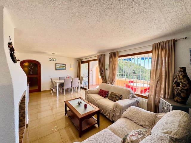 3 soveværelse Villa til salg i Javea / Xàbia med swimmingpool garage - € 750.000 (Ref: 9782354)