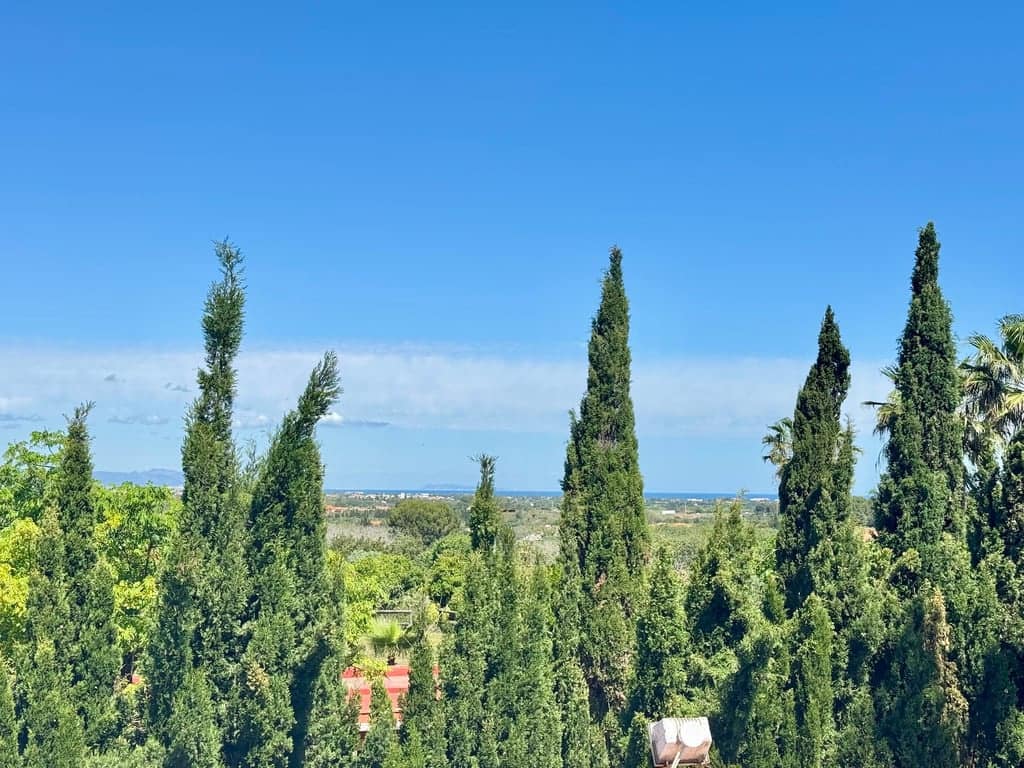 4 bedroom Villa for sale in Pedreguer with garage - € 799,000 (Ref: 9832006)