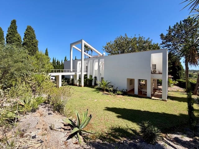 4 soveværelse Villa til salg i Pedreguer med garage - € 799.000 (Ref: 9832006)