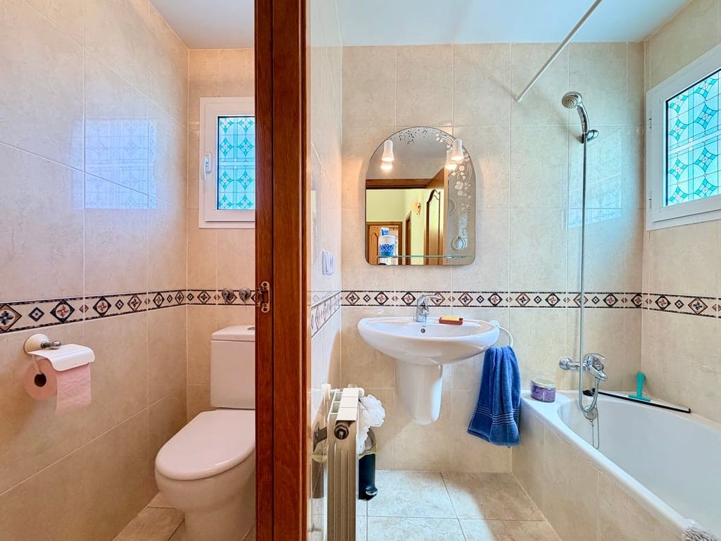 3 bedroom Villa for sale in Gata de Gorgos with pool garage - € 430,000 (Ref: 9872744)