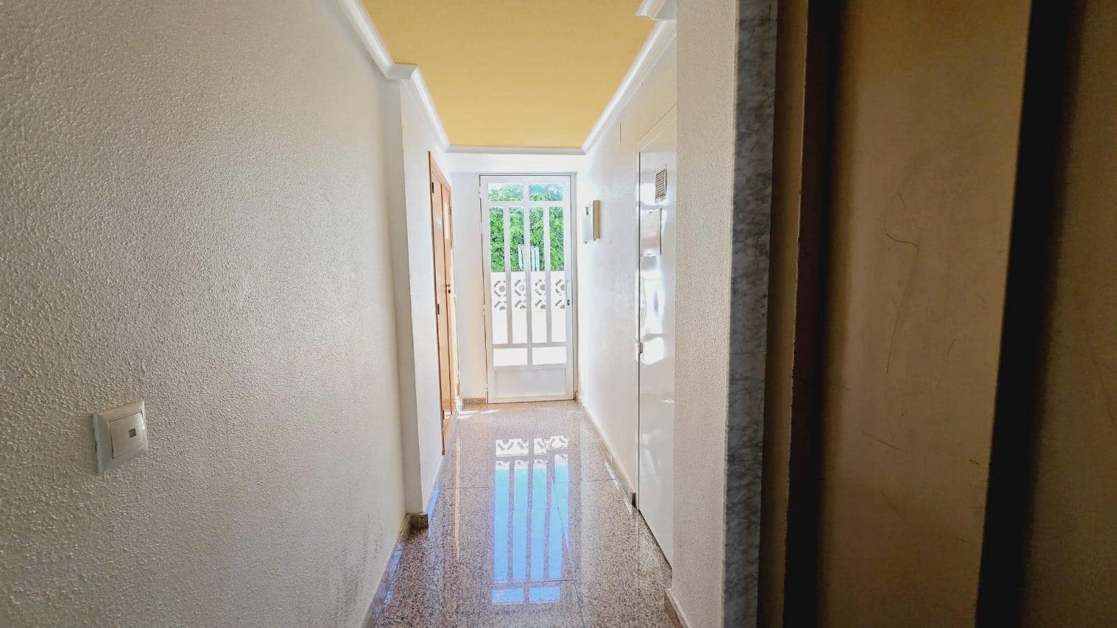 2 sypialnia Apartament na sprzedaż w Torrevieja - 124 000 € (Ref: 9873825)