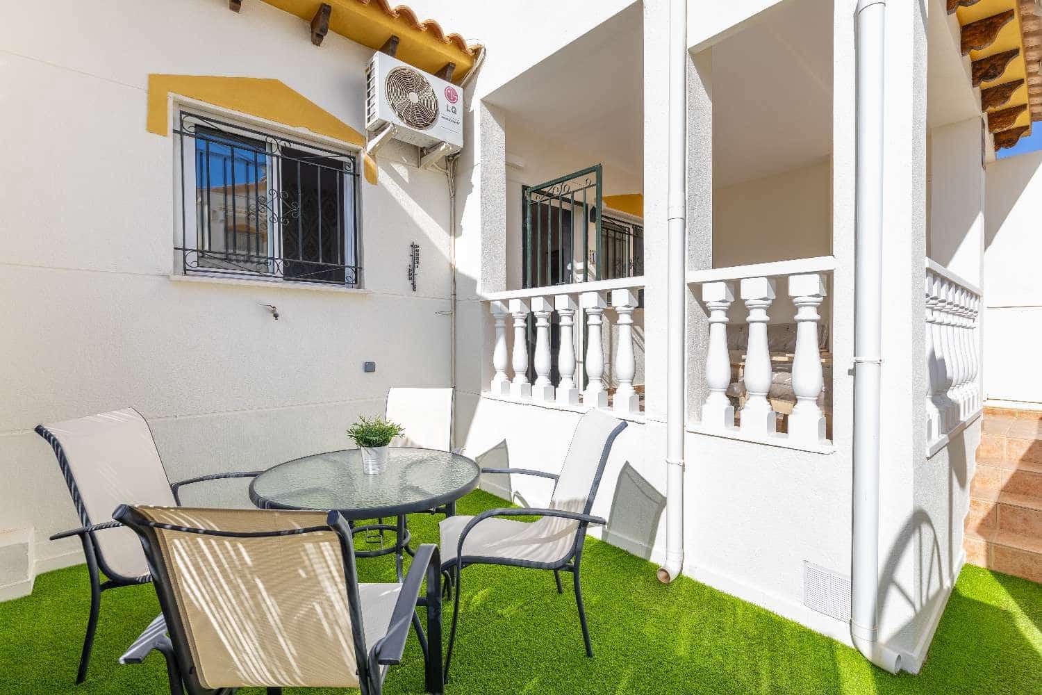3 makuuhuone Huoneisto myytävänä paikassa Orihuela Costa mukana uima-altaan - 279 000 € (Ref: 9873827)