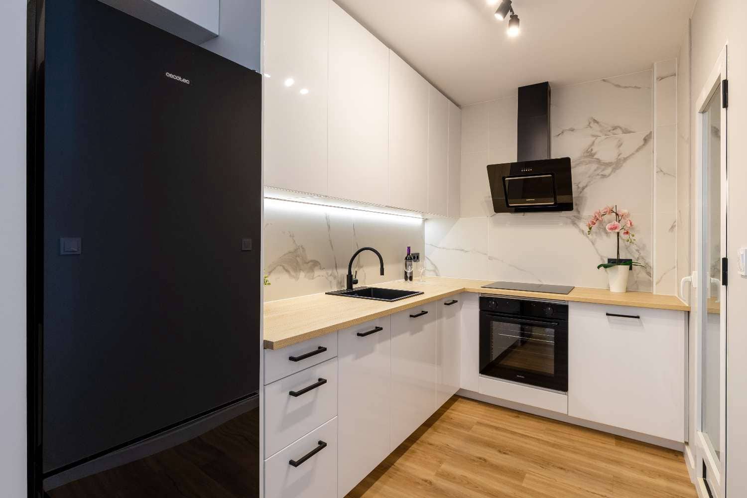 3 makuuhuone Huoneisto myytävänä paikassa Orihuela Costa mukana uima-altaan - 279 000 € (Ref: 9873827)