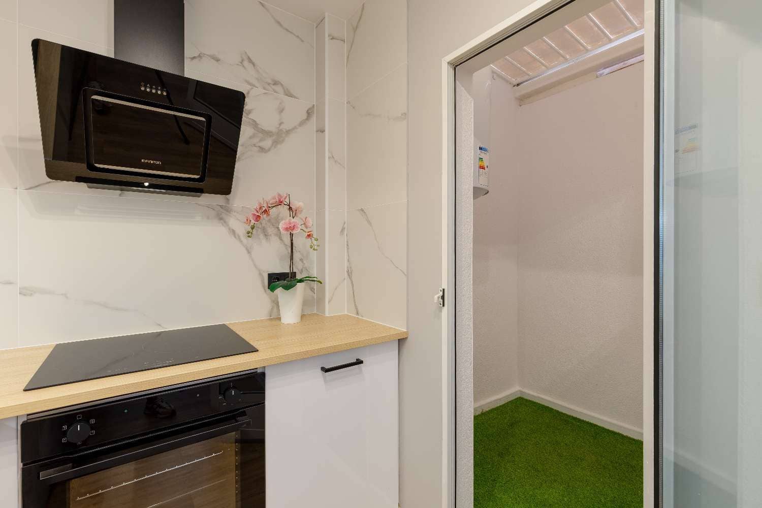 3 makuuhuone Huoneisto myytävänä paikassa Orihuela Costa mukana uima-altaan - 279 000 € (Ref: 9873827)