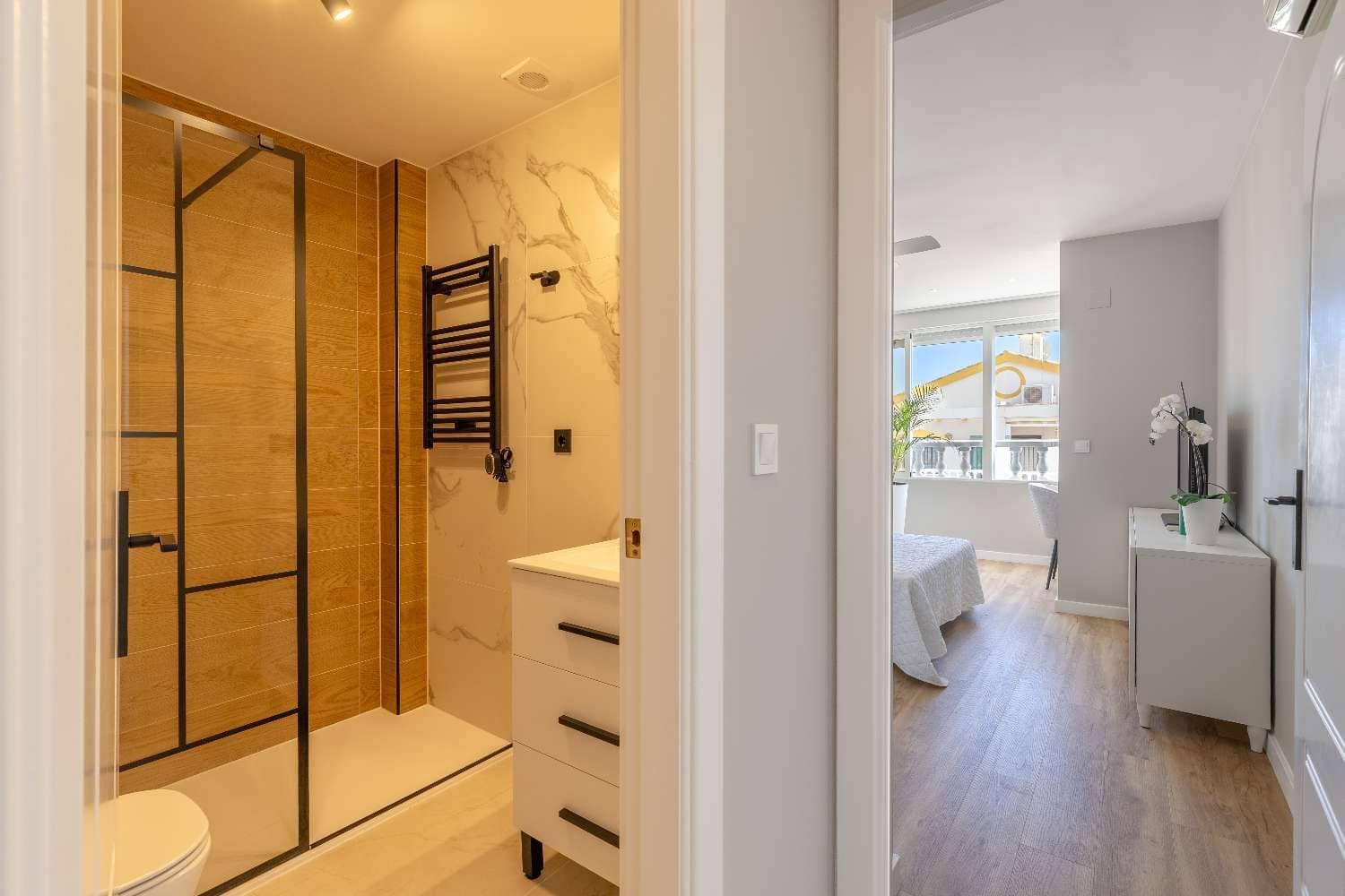 3 makuuhuone Huoneisto myytävänä paikassa Orihuela Costa mukana uima-altaan - 279 000 € (Ref: 9873827)