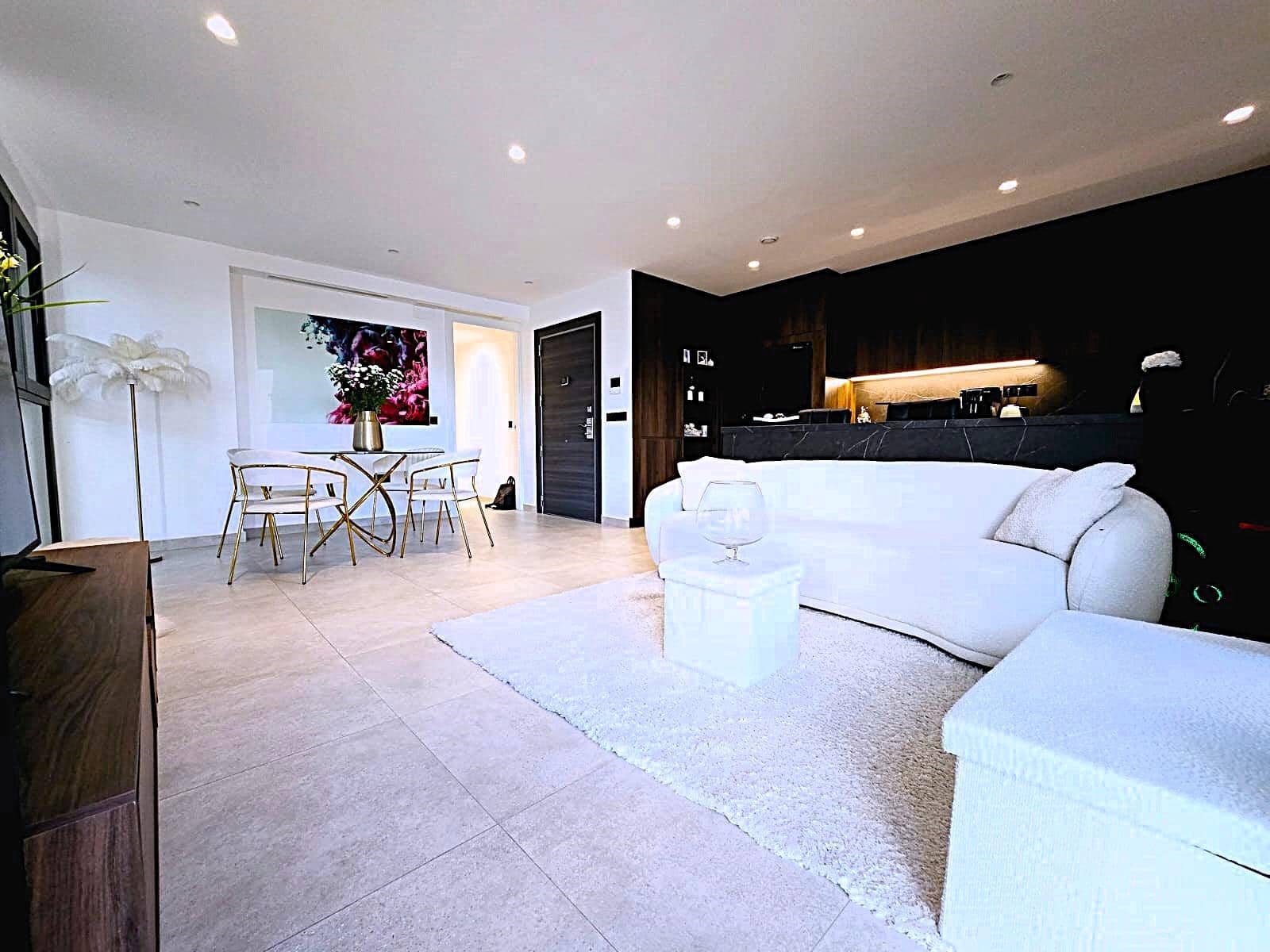 3 soveværelse Lejlighed til salg i Torrevieja - € 329.250 (Ref: 9873829)