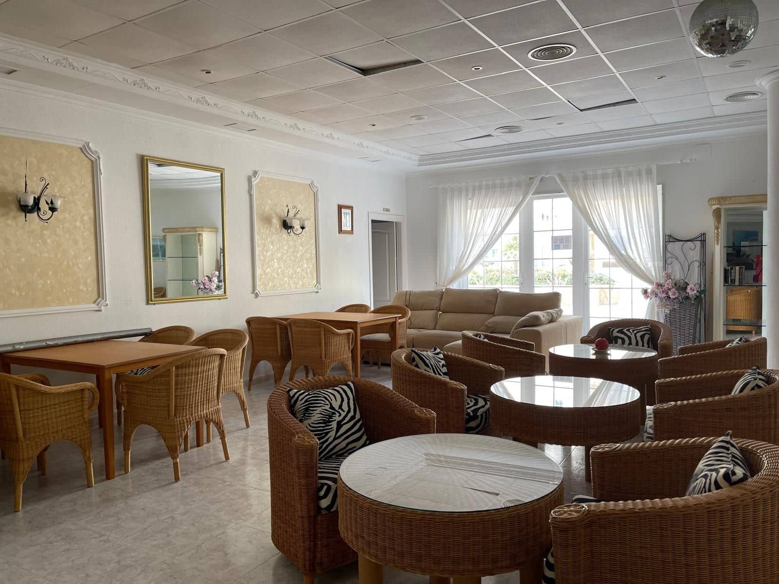 Entreprise à vendre à Guardamar del Segura - 266 100 € (Ref: 9884806)