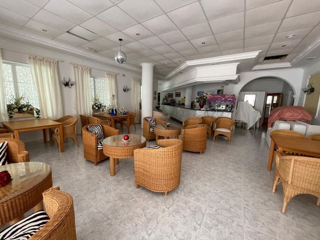 Entreprise à vendre à Guardamar del Segura - 266 100 € (Ref: 9884806)