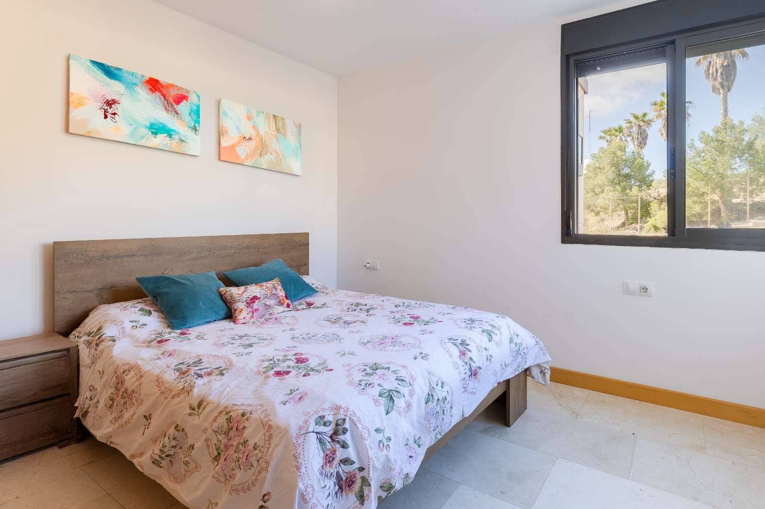 3 makuuhuone Huoneisto myytävänä paikassa Orihuela Costa mukana uima-altaan 
autotalli - 218 000 € (Ref: 9892372)