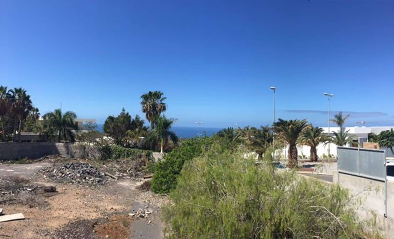 Grunde uden byggetilladelser til salg i La Caleta Adeje - € 1.950.000 (Ref: 8580458)
