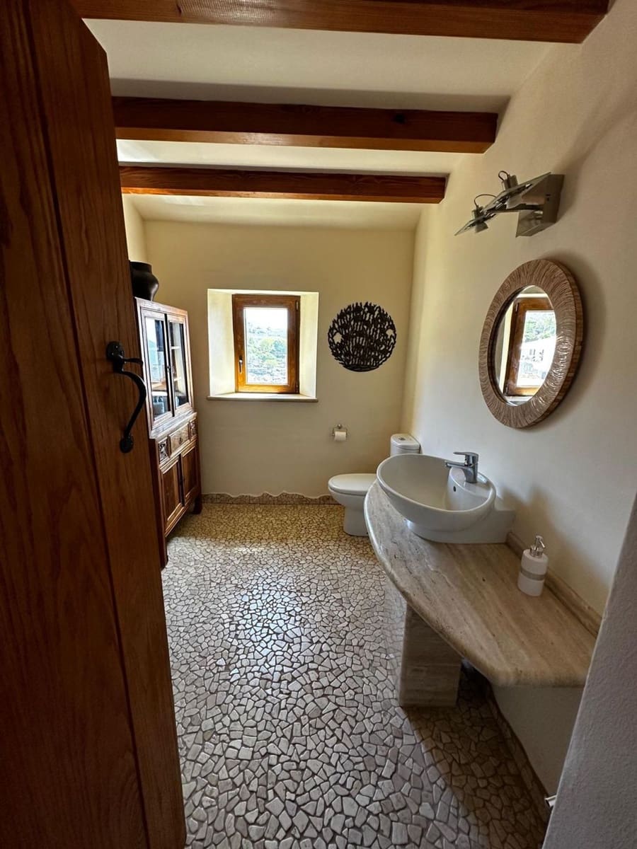 4 bedroom Finca/Country House for sale in Arona with pool garage €