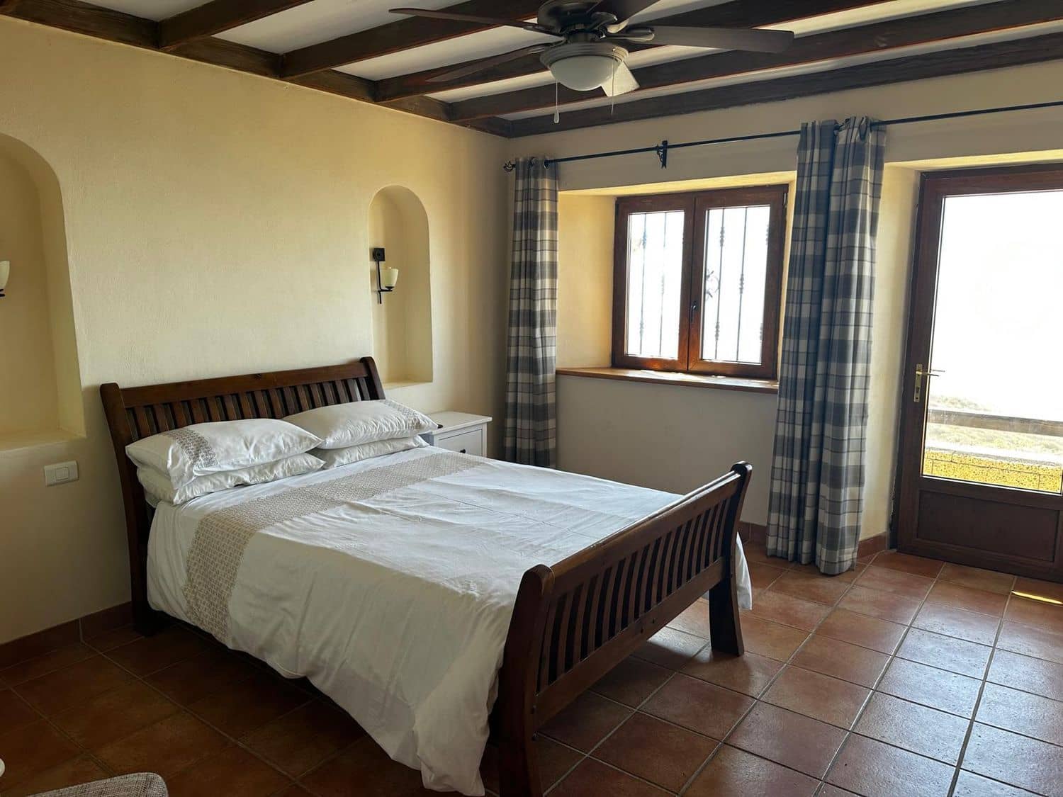 4 bedroom Finca/Country House for sale in Arona with pool garage €