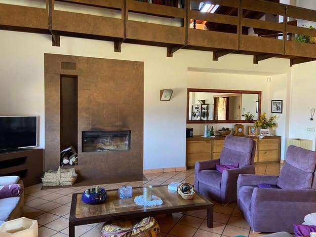 Chalet de 5 habitaciones en Alàs i Cerc en venta con garaje - 1.545.000 € (Ref: 7746081)