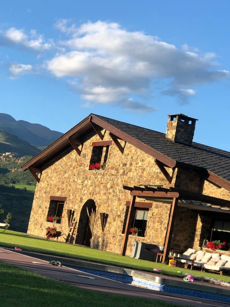 5 slaapkamer Villa te koop in Alas i Cerc met garage - € 1.545.000 (Ref: 7746081)