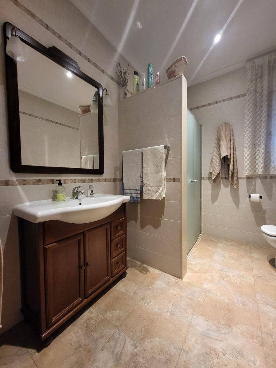 4 soverom Villa til salgs i Els Reguers med garasje - € 280 000 (Ref: 8262954)