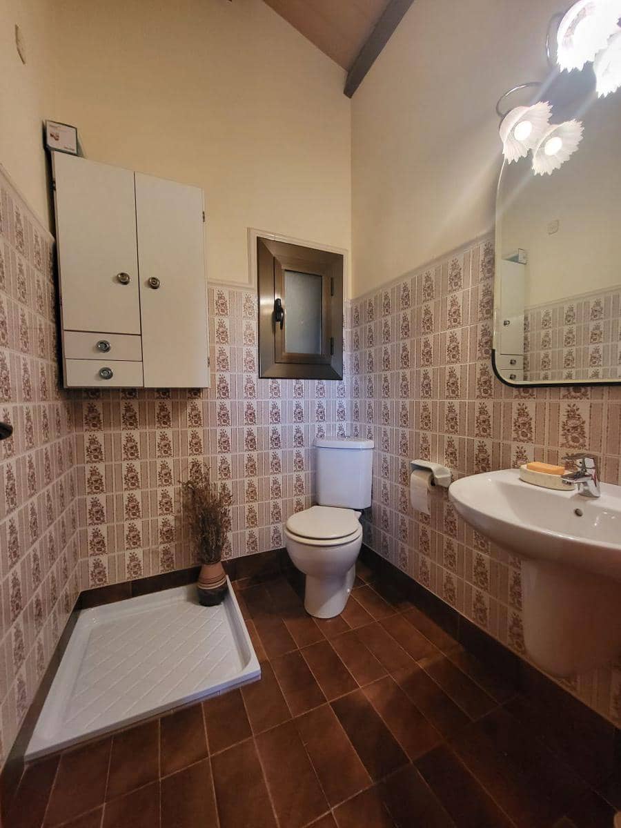 4 soverom Villa til salgs i Els Reguers med garasje - € 280 000 (Ref: 8262954)