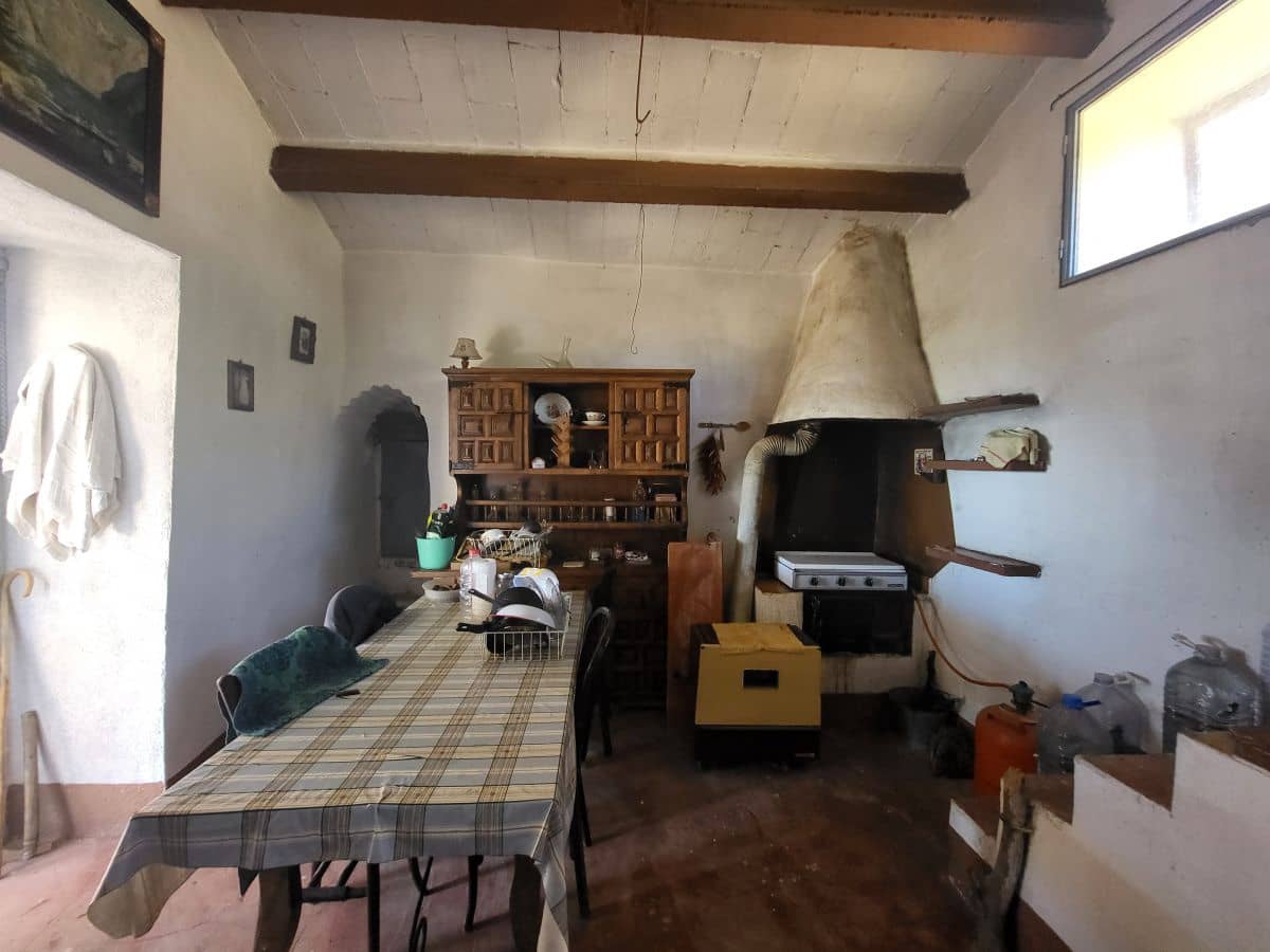 2 bedroom Finca/Country House for sale in L'Ampolla - € 85,000 (Ref: 8302615)