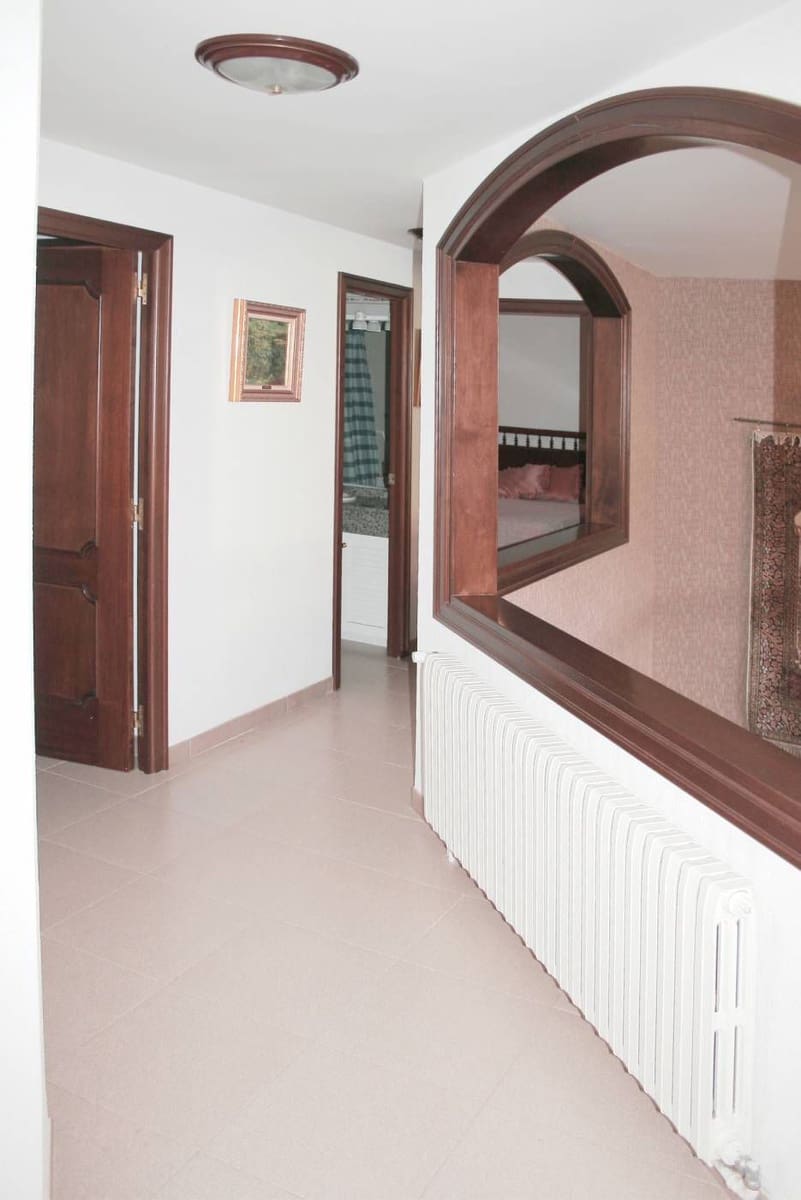 7 soveværelse Villa til salg i La Portellada - € 625.000 (Ref: 9149714)