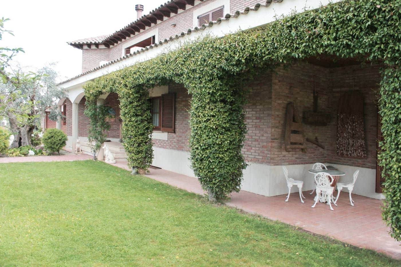 7 soveværelse Villa til salg i La Portellada - € 625.000 (Ref: 9149714)