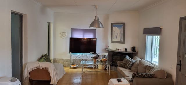 4 bedroom Finca/Country House for sale in L'Ampolla - € 295,000 (Ref: 9149716)