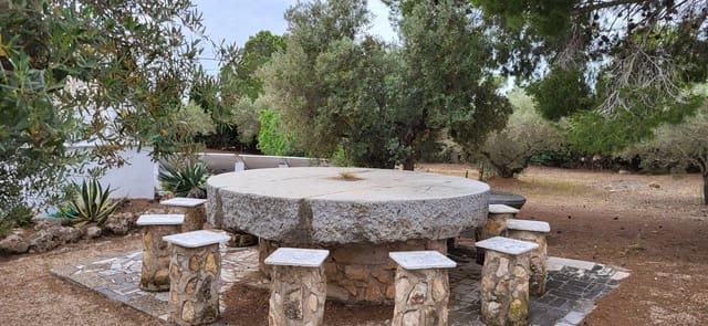 4 bedroom Finca/Country House for sale in L'Ampolla - € 295,000 (Ref: 9149716)