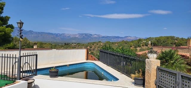 3 slaapkamer Villa te koop in Tortosa - € 93.000 (Ref: 9192810)