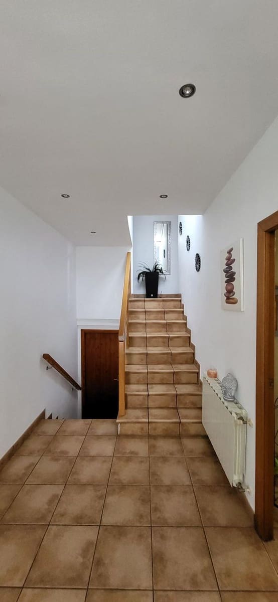 4 soverom Villa til salgs i Els Reguers med garasje - € 350 000 (Ref: 9229033)