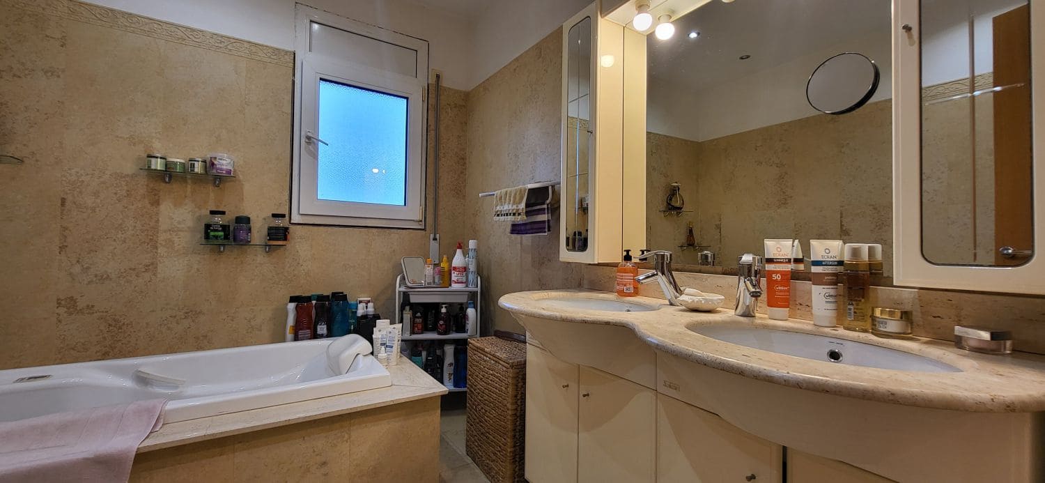 4 soverom Villa til salgs i Els Reguers med garasje - € 350 000 (Ref: 9229033)